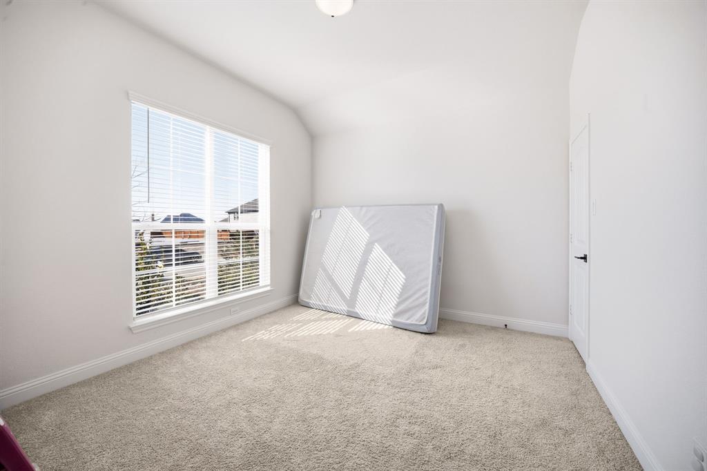 3841 Eagles Bluff Road