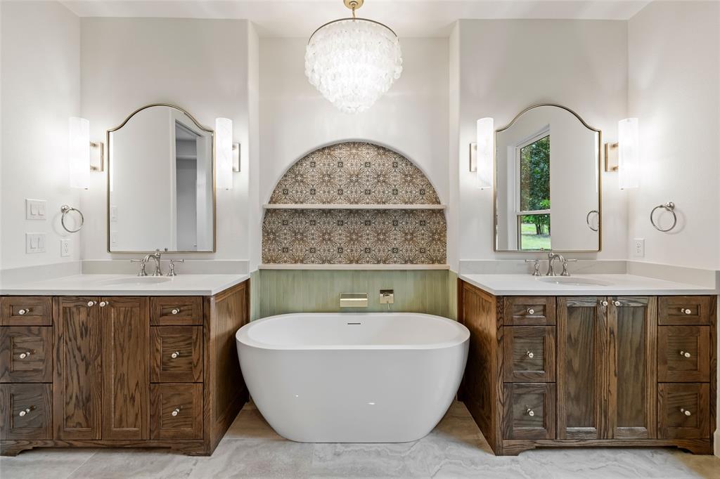 Wyldewood Circle - Residential