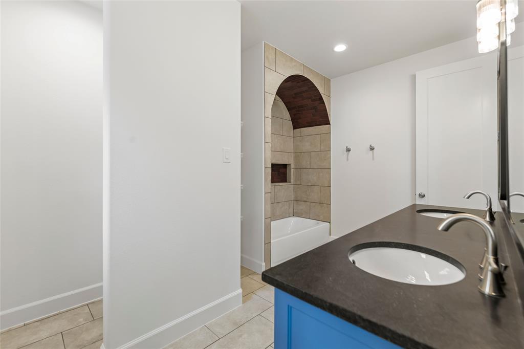 Wyldewood Circle - Residential