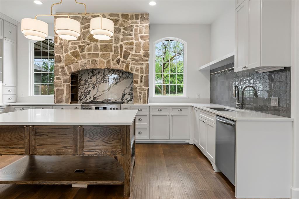 Wyldewood Circle - Residential