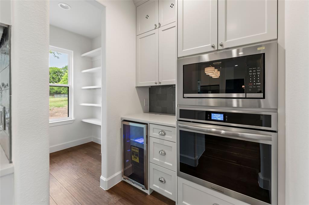 Wyldewood Circle - Residential
