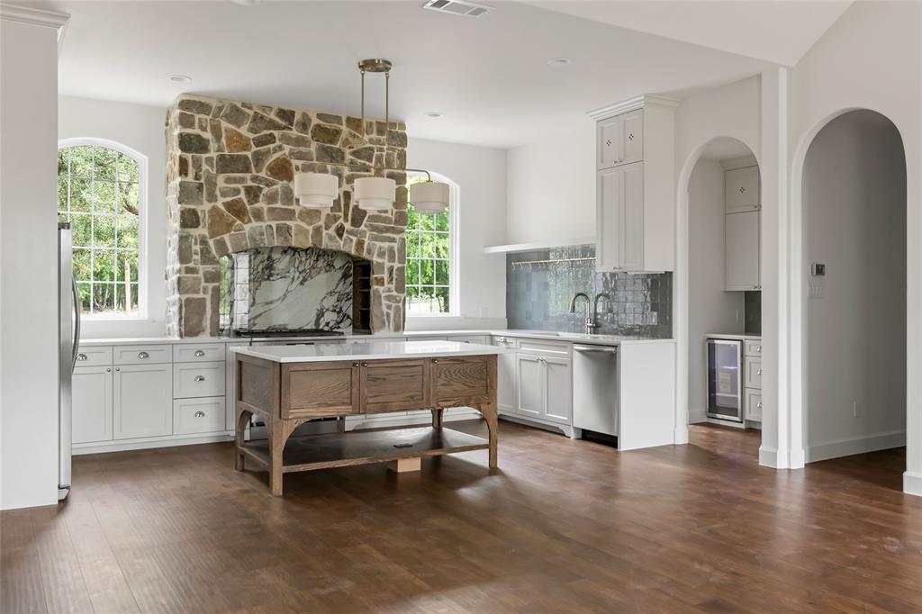 Wyldewood Circle - Residential