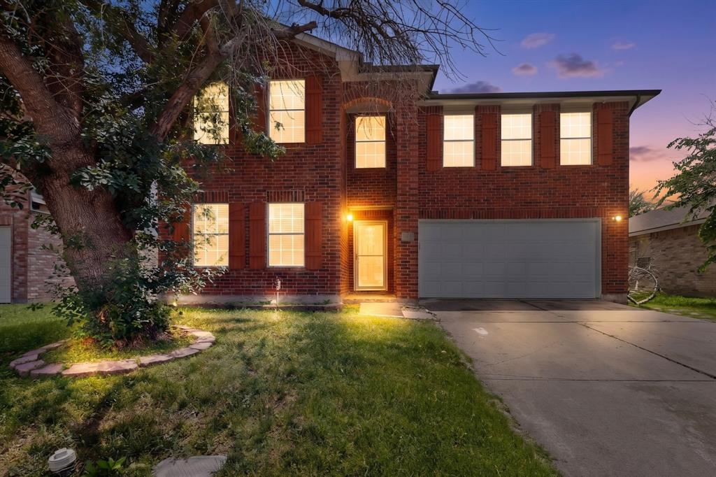 Photo 1 of 39 — 2216 Chestnut Drive, Little Elm, TX 75068