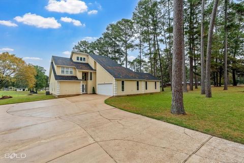 Tiny photo for 1663 Spencer Circle, Benton, LA 71006 (MLS # 21099947)