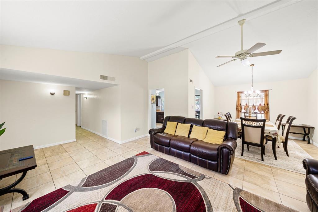 2121 Newbury Drive