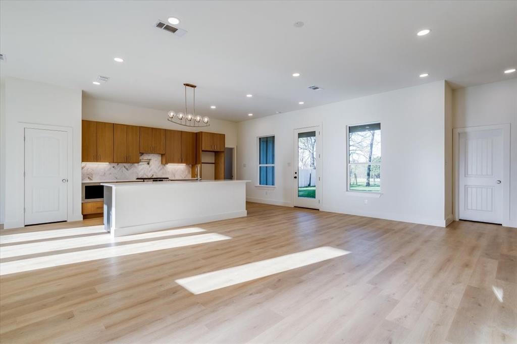 2634 Bainbridge Drive