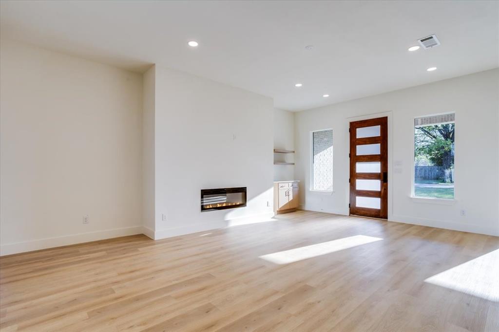 2634 Bainbridge Drive