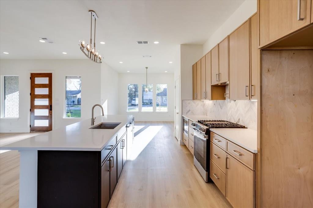 Camp Wisdom Estates - Residential