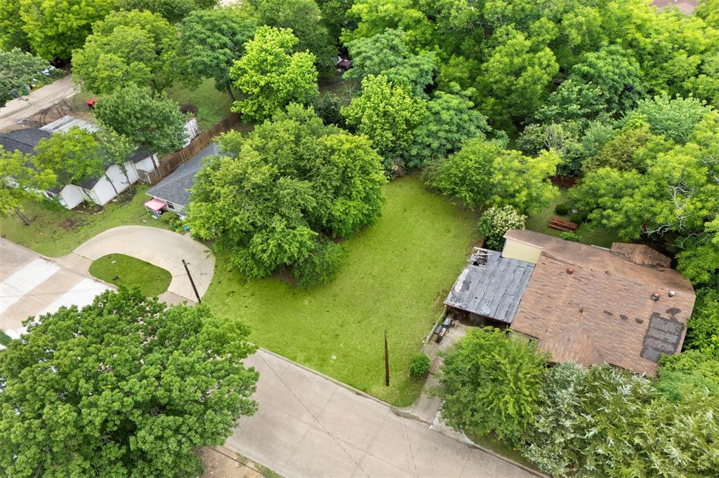 Town - Waxahachie - Land