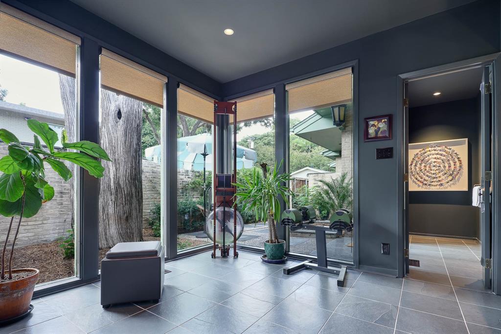 Sam Dealey Estates - Residential