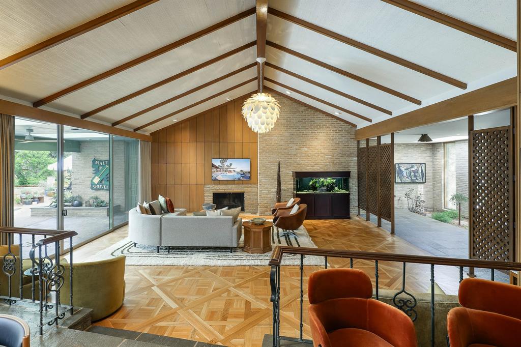 Sam Dealey Estates - Residential