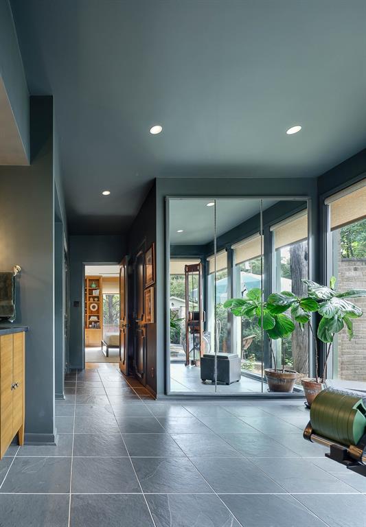 Sam Dealey Estates - Residential