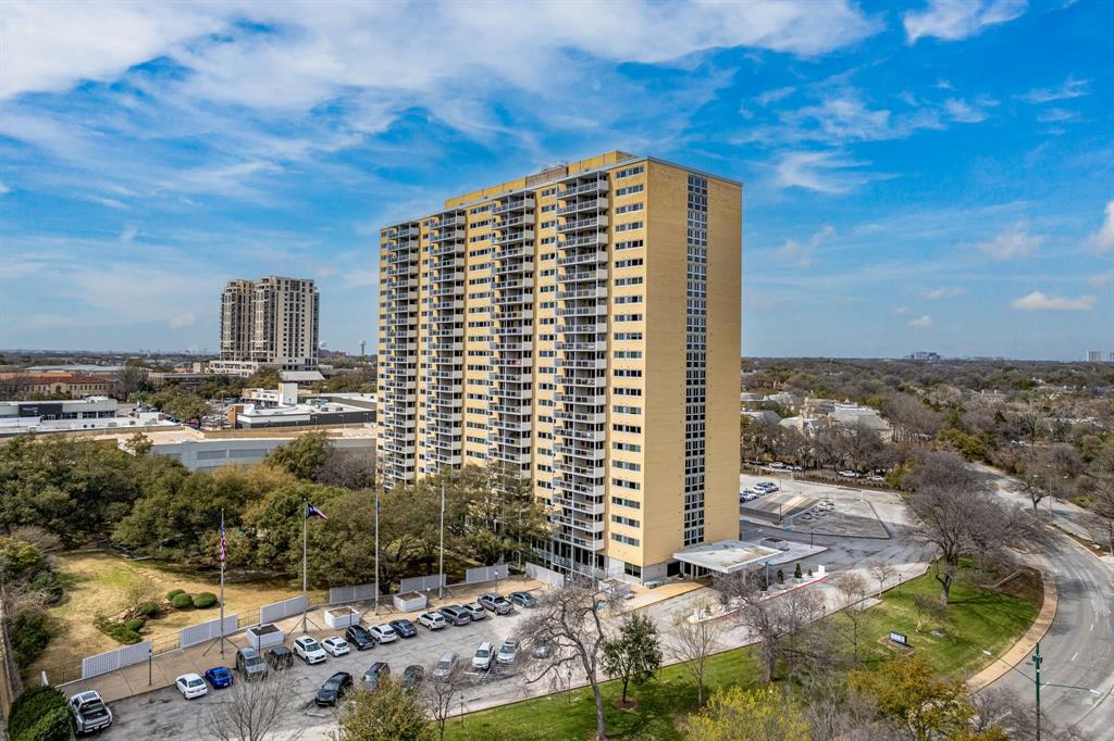 3883 Turtle Creek Boulevard T09