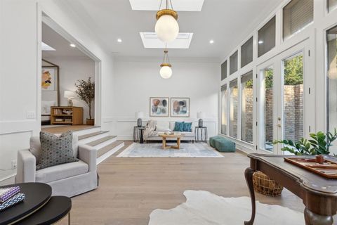 Tiny photo for 6 Saint Laurent Place, Dallas, TX 75225 (MLS # 21080969)