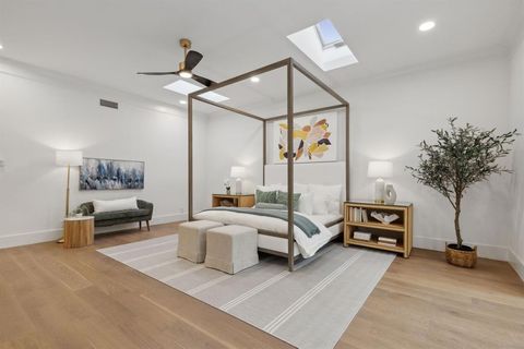 Tiny photo for 6 Saint Laurent Place, Dallas, TX 75225 (MLS # 21080969)