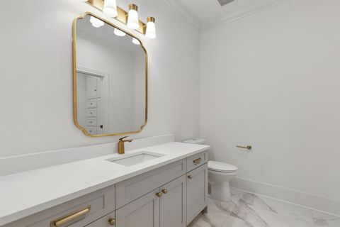 Tiny photo for 6 Saint Laurent Place, Dallas, TX 75225 (MLS # 21080969)