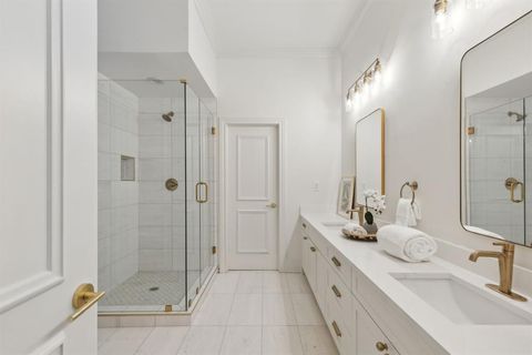 Tiny photo for 6 Saint Laurent Place, Dallas, TX 75225 (MLS # 21080969)