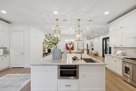 Tiny photo for 6 Saint Laurent Place, Dallas, TX 75225 (MLS # 21080969)