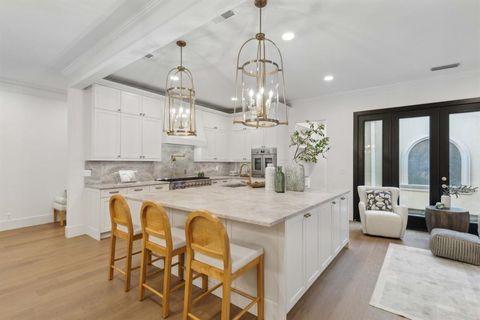 Tiny photo for 6 Saint Laurent Place, Dallas, TX 75225 (MLS # 21080969)