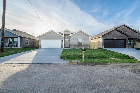 A home in Granbury