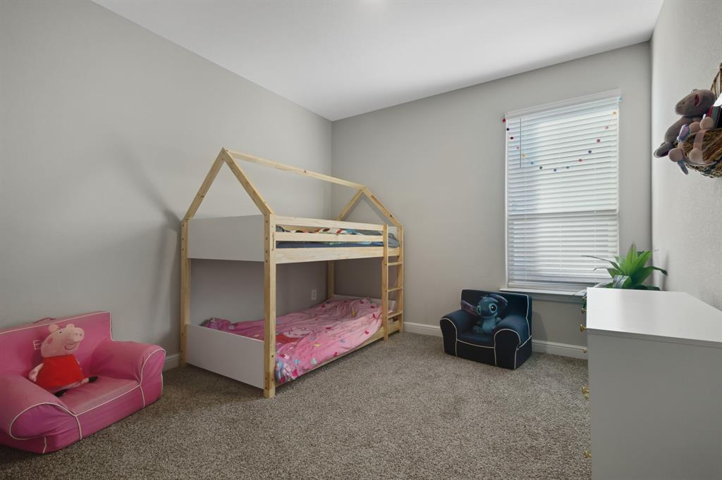 TRAILS OF ELIZABETH CREEK - Residential Lease