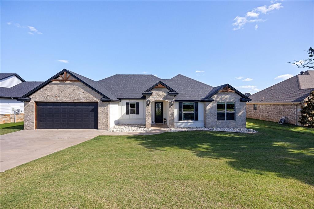 9012 Parkview Circle