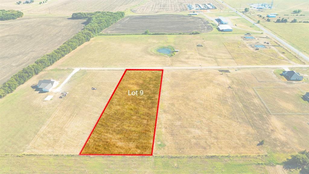 143 Private Rd 14025