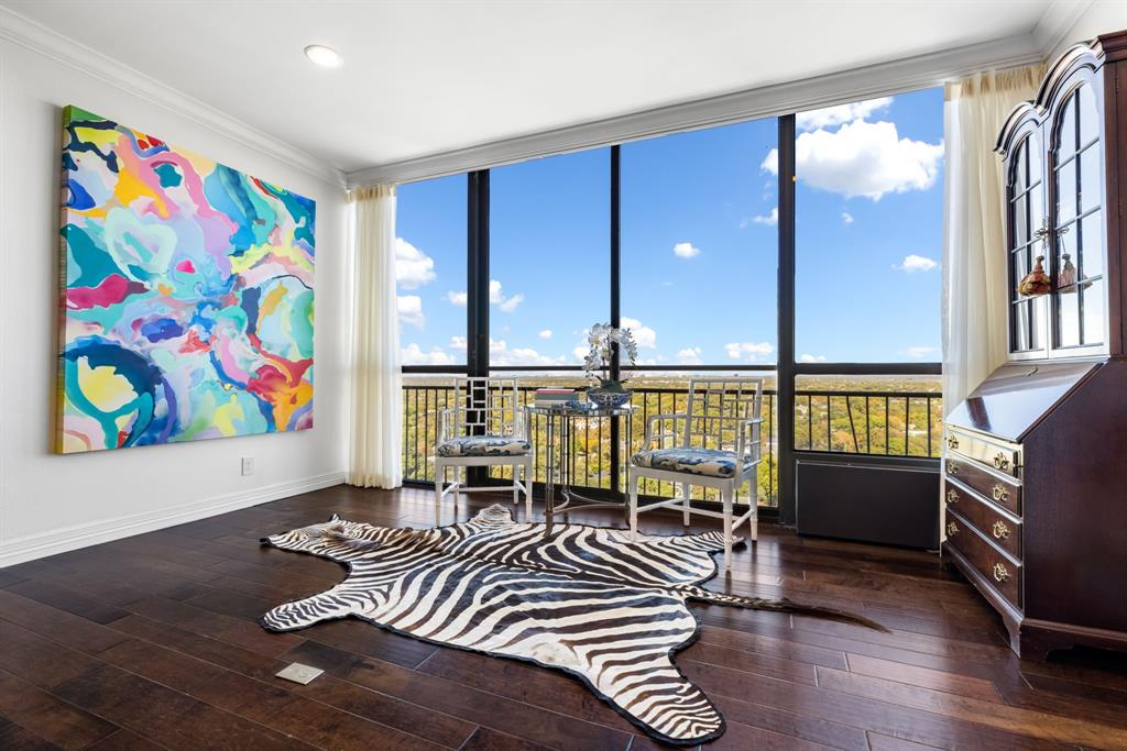 Athena Condo - Residential