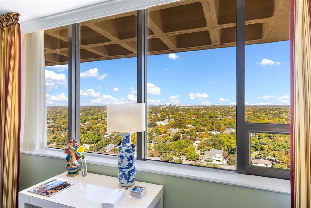 Athena Condo - Residential