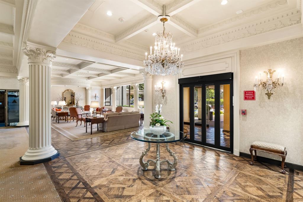 Athena Condo - Residential