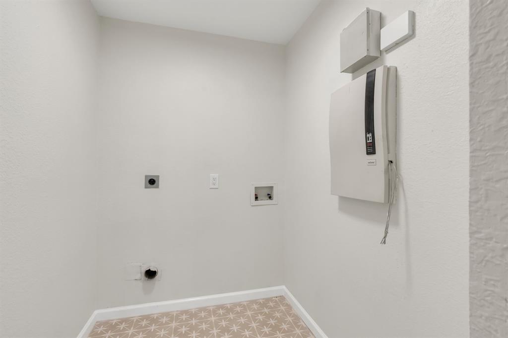 Falls Ph 1b - Residential