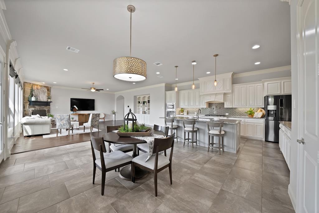 Bella Flora - Residential