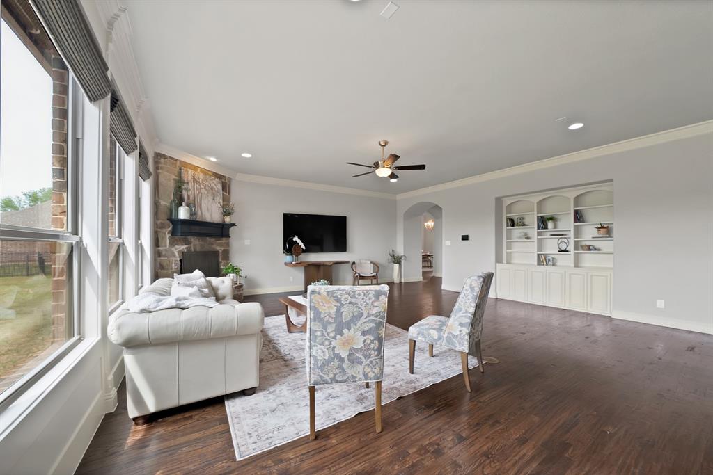 Bella Flora - Residential