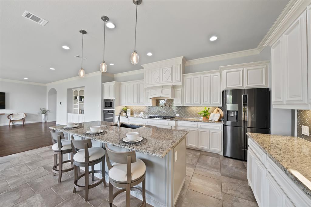 Bella Flora - Residential