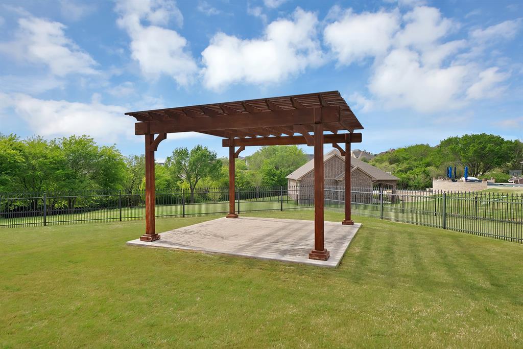 Bella Flora - Residential