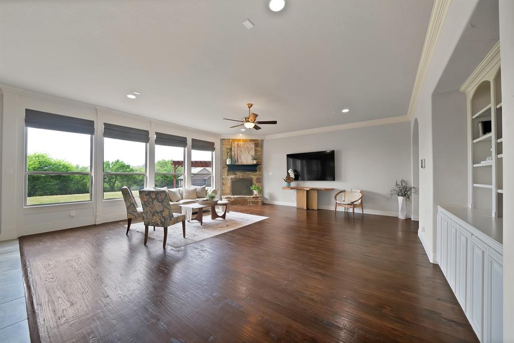 Bella Flora - Residential