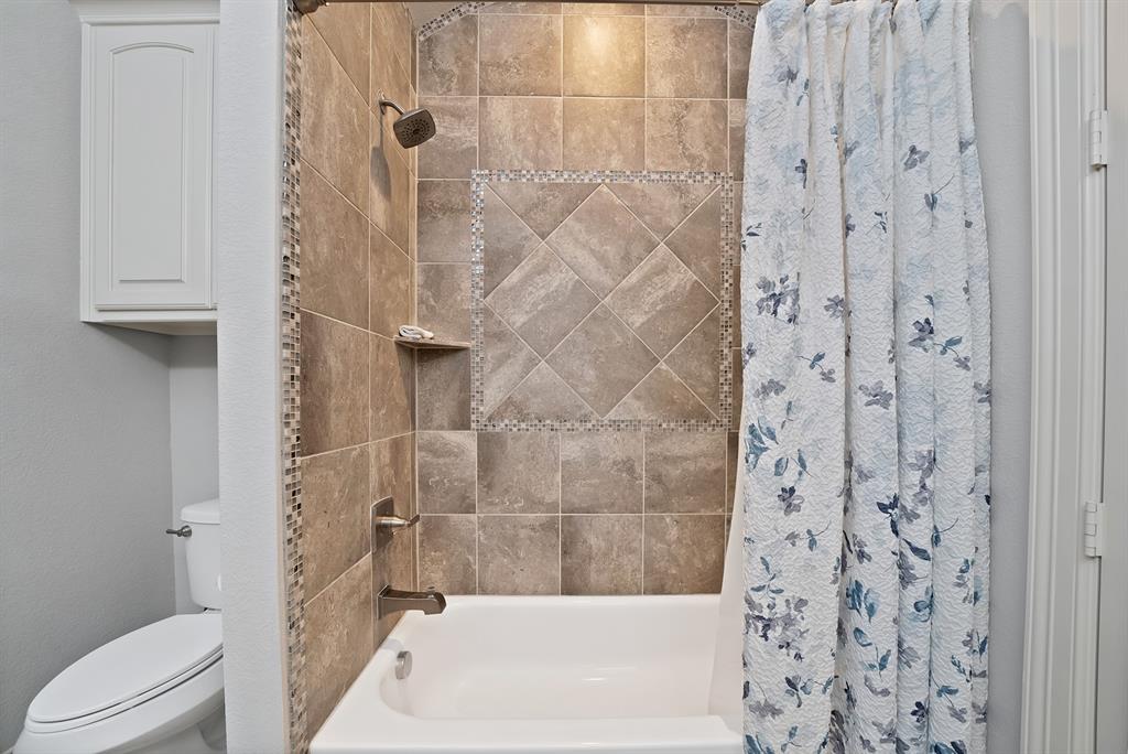 Bella Flora - Residential