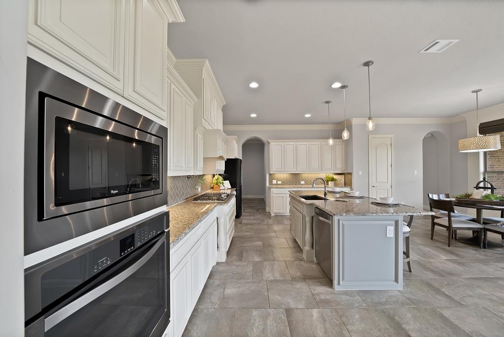 Bella Flora - Residential