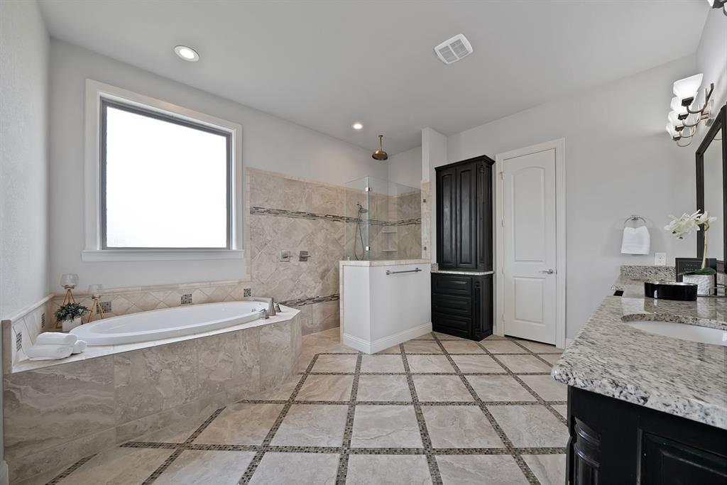 Bella Flora - Residential