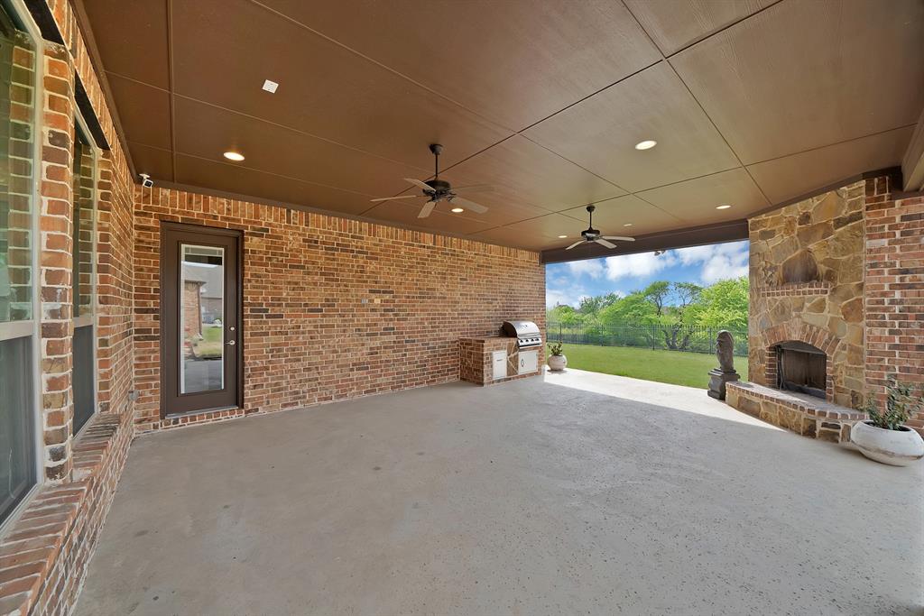 Bella Flora - Residential