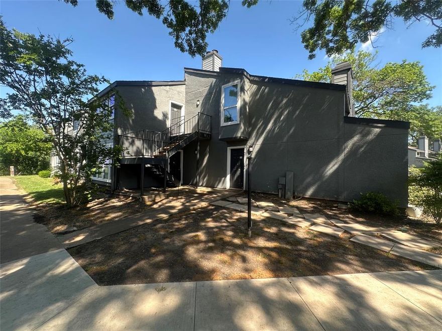 Charming second-floor condominium with private stairway access. This unit offers a spacious living area featuring a fireplace and access to a private balcony. The kitchen and bathroom have been updated, and the oversized bedroom boasts vaulted ceilings and generous closet space. Exterior renovations and common area improvements are underway as part of ongoing HOA upgrades. Please note that the complex is non-warrantable and fully tenant-occupied; buyers using financing should confirm eligibility with their lender. Cash sale preferred. Don’t miss out on this affordable, easily accessible investment opportunity in North Dallas!