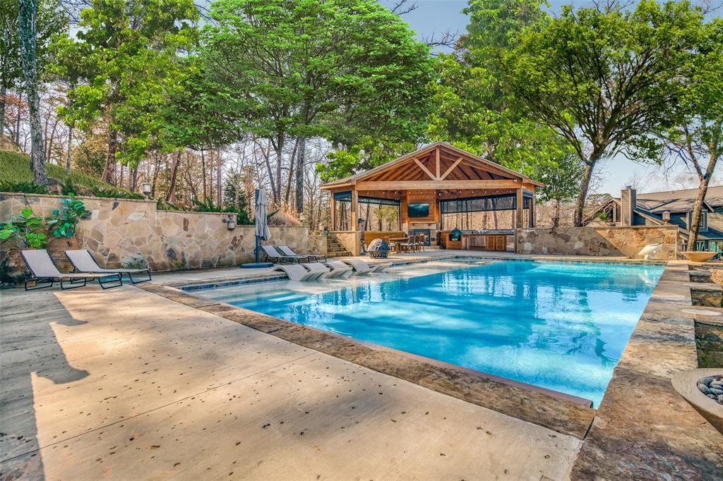 Lands End - Residential