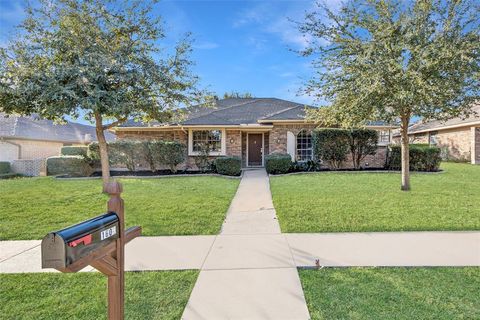 Photo of 1608 Scottsdale Drive, Plano, TX 75023 (MLS # 21149500)