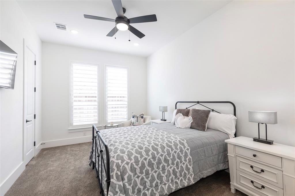 Mustang Lakes - Residential