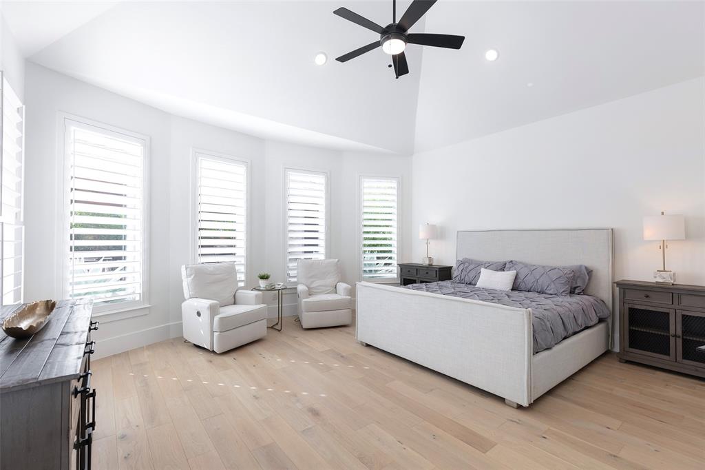 Mustang Lakes - Residential