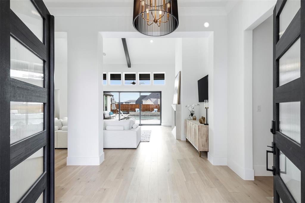 Mustang Lakes - Residential