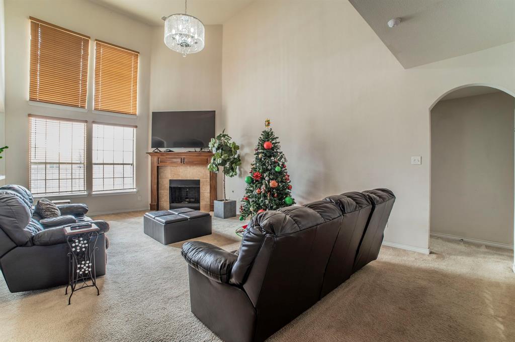 317 Crescent Creek Lane