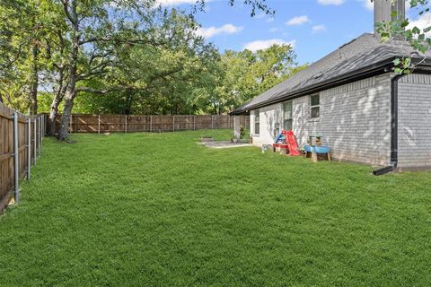 Tiny photo for 323 Heritage Trail, Granbury, TX 76048 (MLS # 21080517)