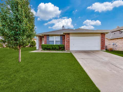 Photo of 541 Hertford Street, Fort Worth, TX 76036 (MLS # 21310666)