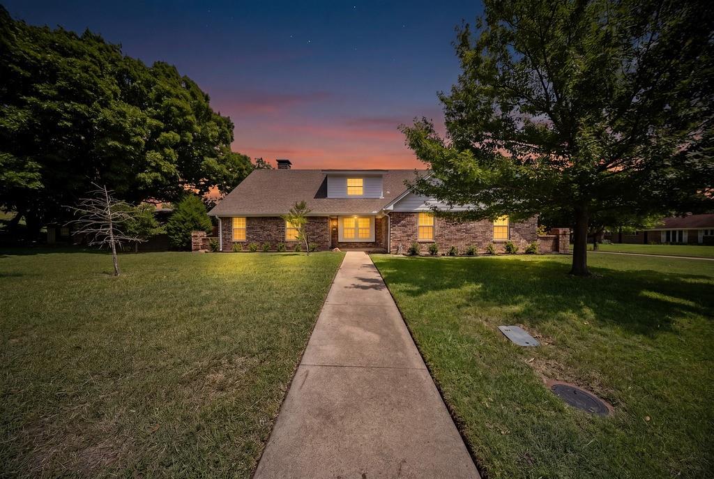 1602 Lancelot Circle